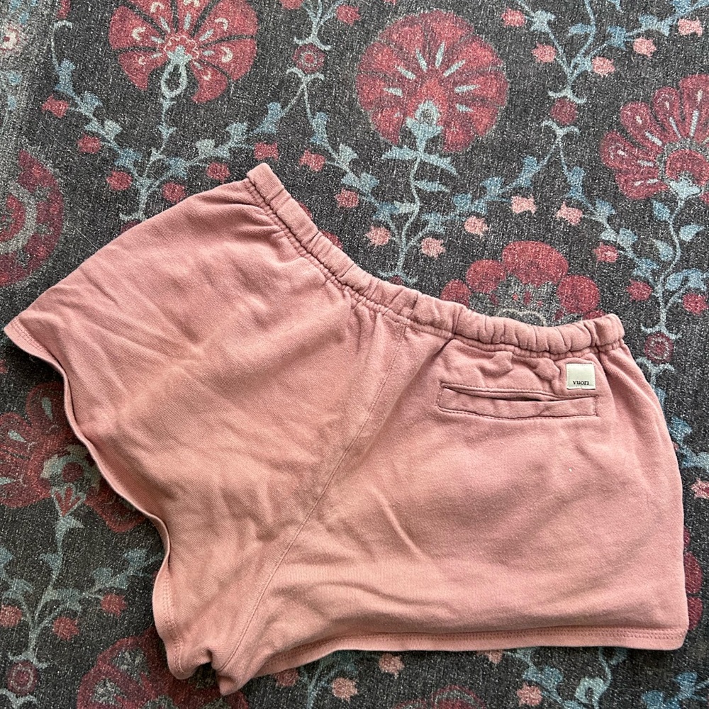 Vuori Vintage-Inspired Women's Pink Relaxed Shorts- XS